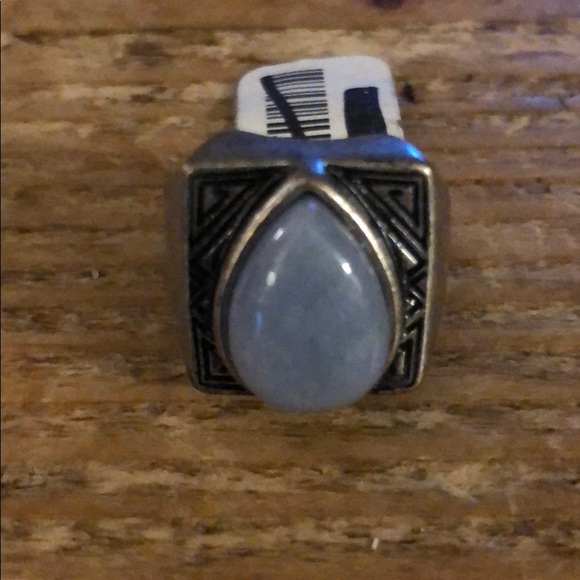 Free People silver rustic stone ring - Picture 2 of 5